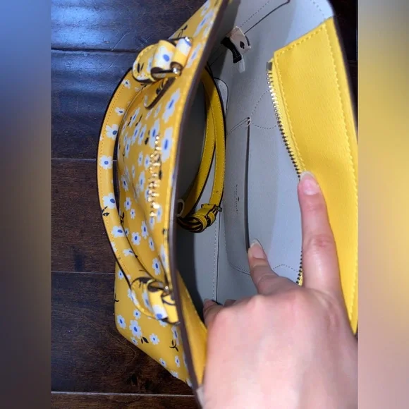 Kate Spade Yellow Daisy Floral Satchel Crossbody Bag - Picture 7 of 12